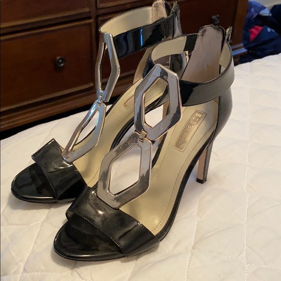 High heels - Picture 2 of 3